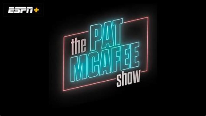 A.J. Hawk flashes a brutal eye injury while cohosting ‘The Pat McAfee Show’