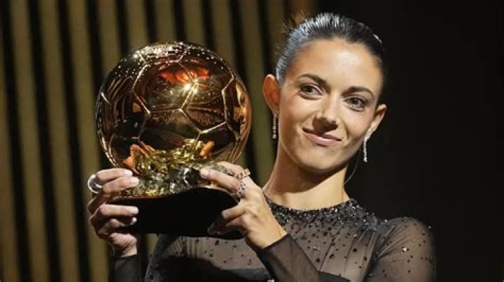 Aitana Bonmatí Sparks Lesbian Rumors with Viral Kiss Video: Ballon d’Or Winner’s Personal Life under Speculation