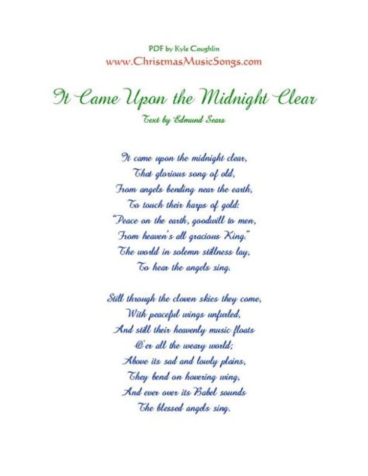 Bing Crosby It Came Upon A Midnight Clear Lyrics English Translation