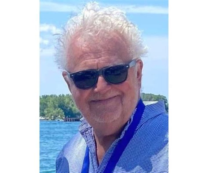 Bob Gregg Obituary, Beloved Bob Gregg passed away peacefully surrounded by family and loved ones