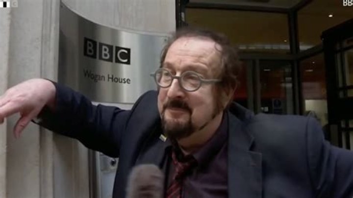 Death News! Steve Wright Obituary: Honoring the Legacy of a Radio Icon Who Enthralled Audiences Worldwide.