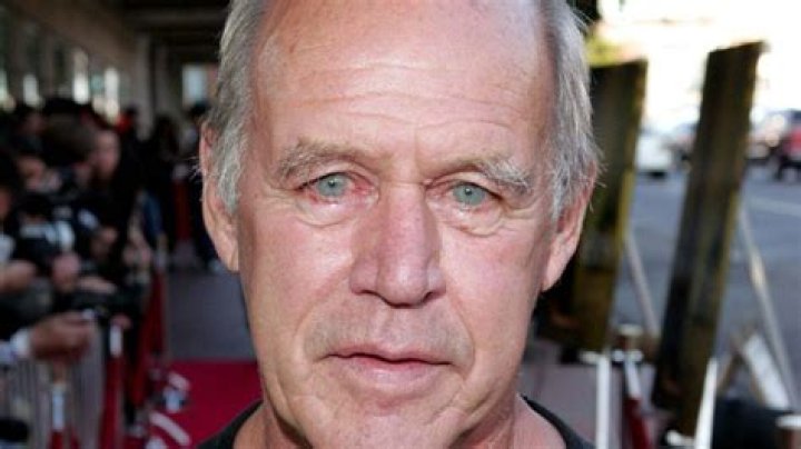 Hot News! Geoffrey Lewis Death-Cause of Death: Who Is Geoffrey Lewis? Remembering the Legacy of Esteemed Actor Known for Memorable Roles in Cinema.