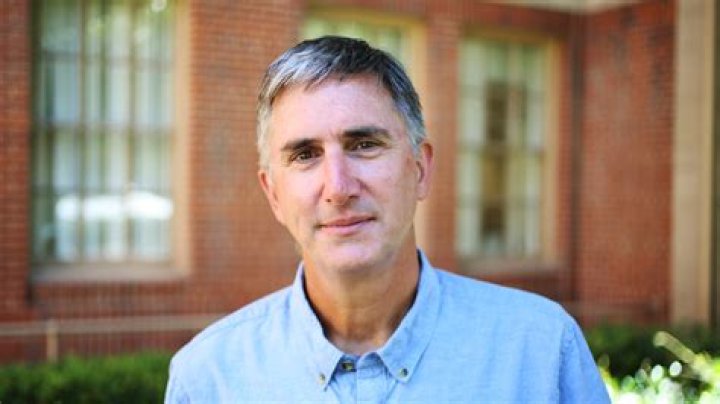 Hot News! Jan Amend Obituary: USC Mourns Esteemed Divisional Dean and Distinguished Professor of Earth Sciences and Biological Sciences, Jan Amend’s Death.