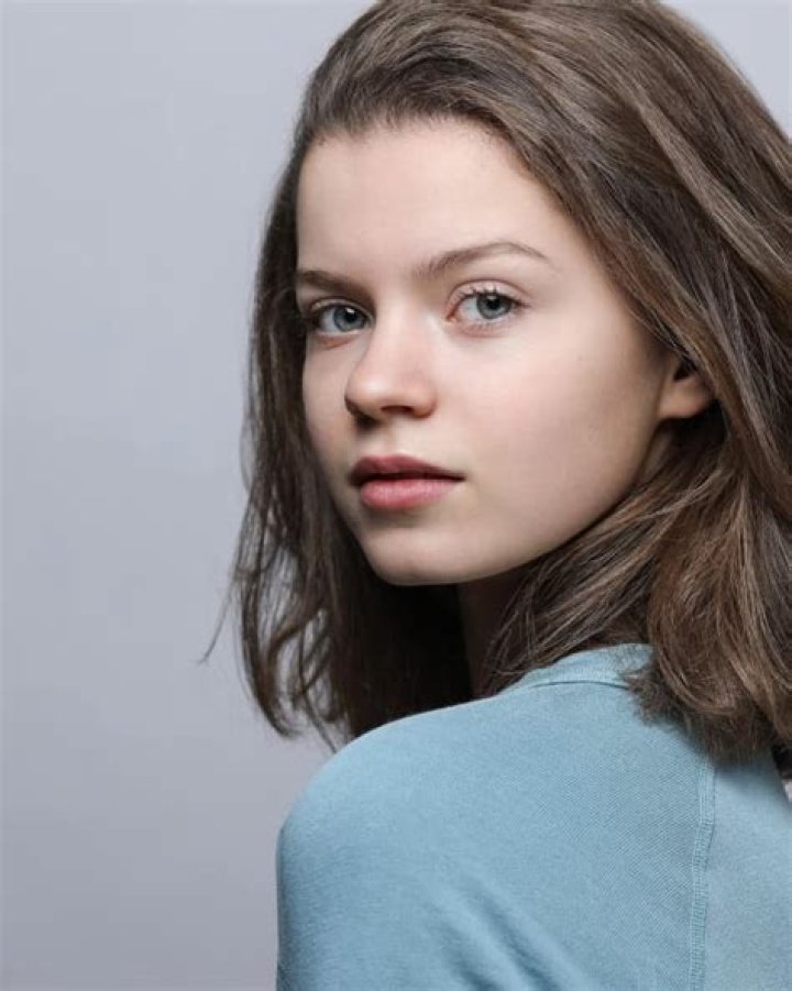 Hot News! Who Is Cara Bossom Parents? Father James And Mother Michele L. Giacobbi, Wiki, All About The Talented Actress Cara Bossom