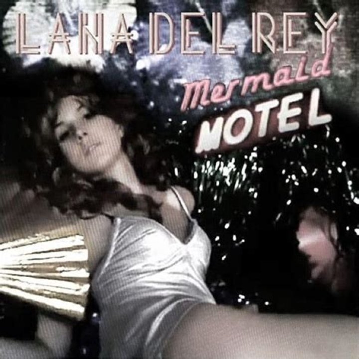 Lana Del Rey - Mermaid Motel Lyrics Meaning