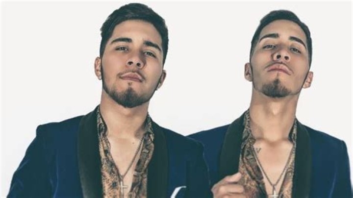 Los Gemelos De Sinaloa Me Vas A Llorar Lyrics English Translation