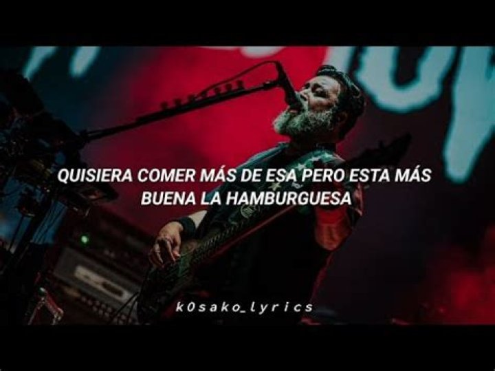 Molotov Chandwich A La Chichona Lyrics English Translation