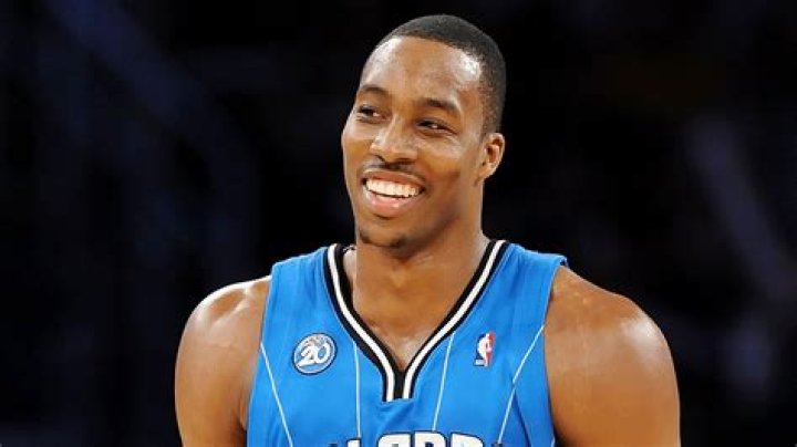 NBA star Dwight Howard’s evolving smile stirs fan curiosity