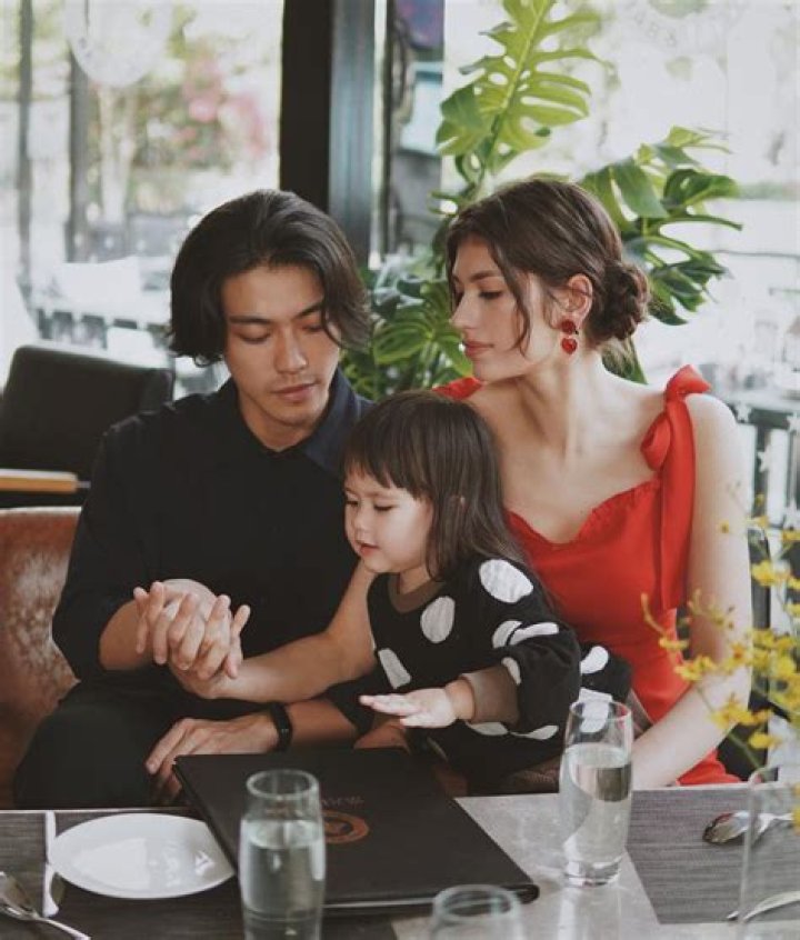 New Chinese Cosplayer Karina’s and husband: unlucky Johnny drowns in Bali