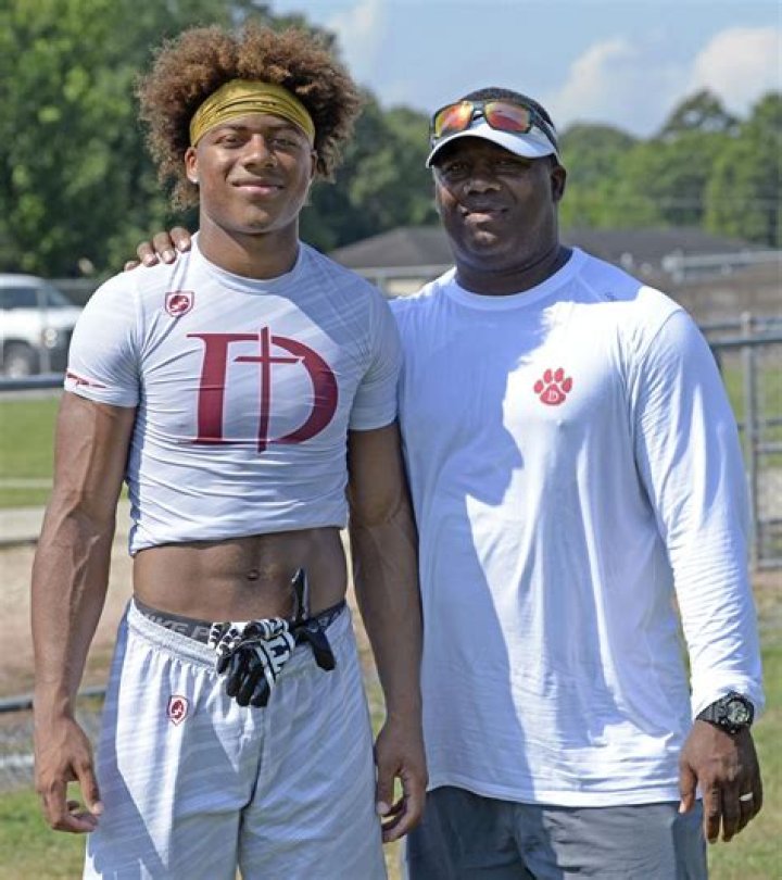 News: Is Derek Stingley related to Darryl Stingley? Relationship and family, Derek Stingley is actually related to Darryl Stingley