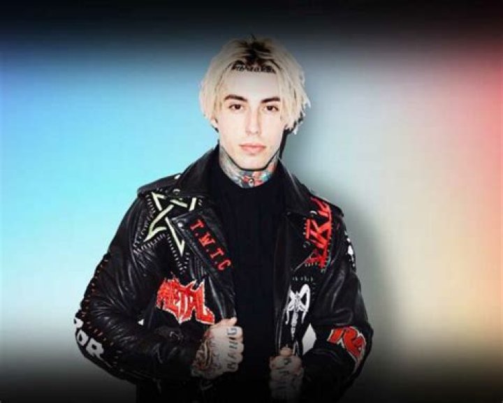 Ronnie Radke Net Worth: Details About Singing, Income, Wife, Age, Career