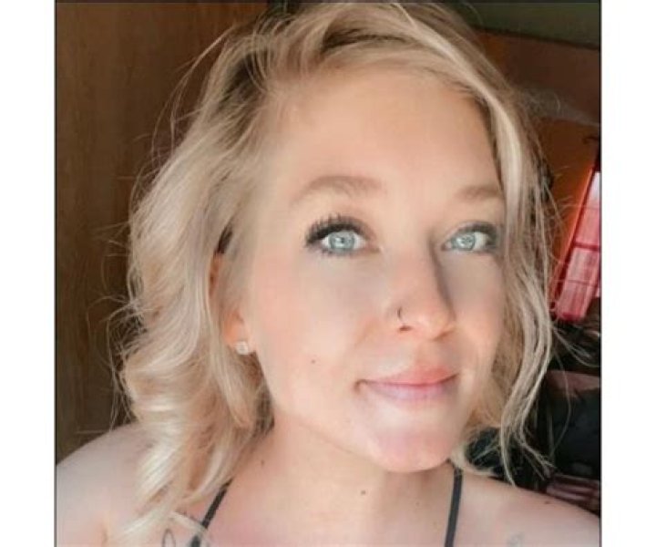 Shocking News! Abigail Walls Obituary: Abigail Walls of Columbia MO tragically passes after car accident. Abigail Walls remembered.