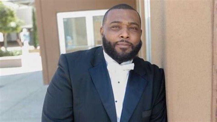 Shocking News: Christopher Little Obituary – death news, talented band director at jim hill high school in jackson ms, Christopher Little passes away suddenly