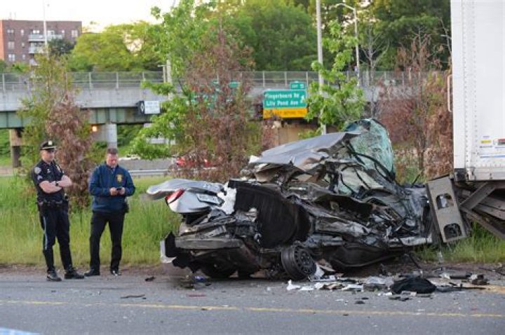 [Terrifying] Michael Fischella and Tanaia Wilkinson Death; Tragic car crash, Two people have been found dead on a Massachusetts highway