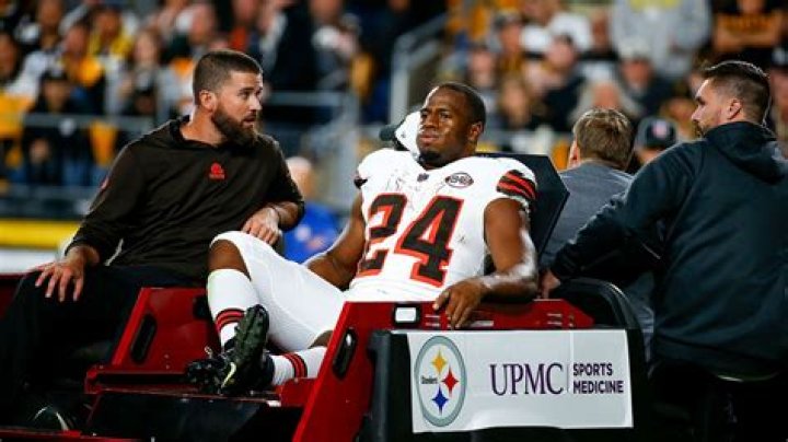 [update] Browns Star Running Back Nick Chubb Suffers Knee Injury, Video Leaked