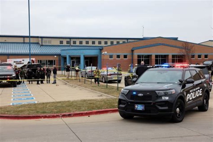 Update news: Iowa high school shooting: Horrifying 1 dead, 5 injured, Suspect in Iowa high school shooting died of apparent suicide