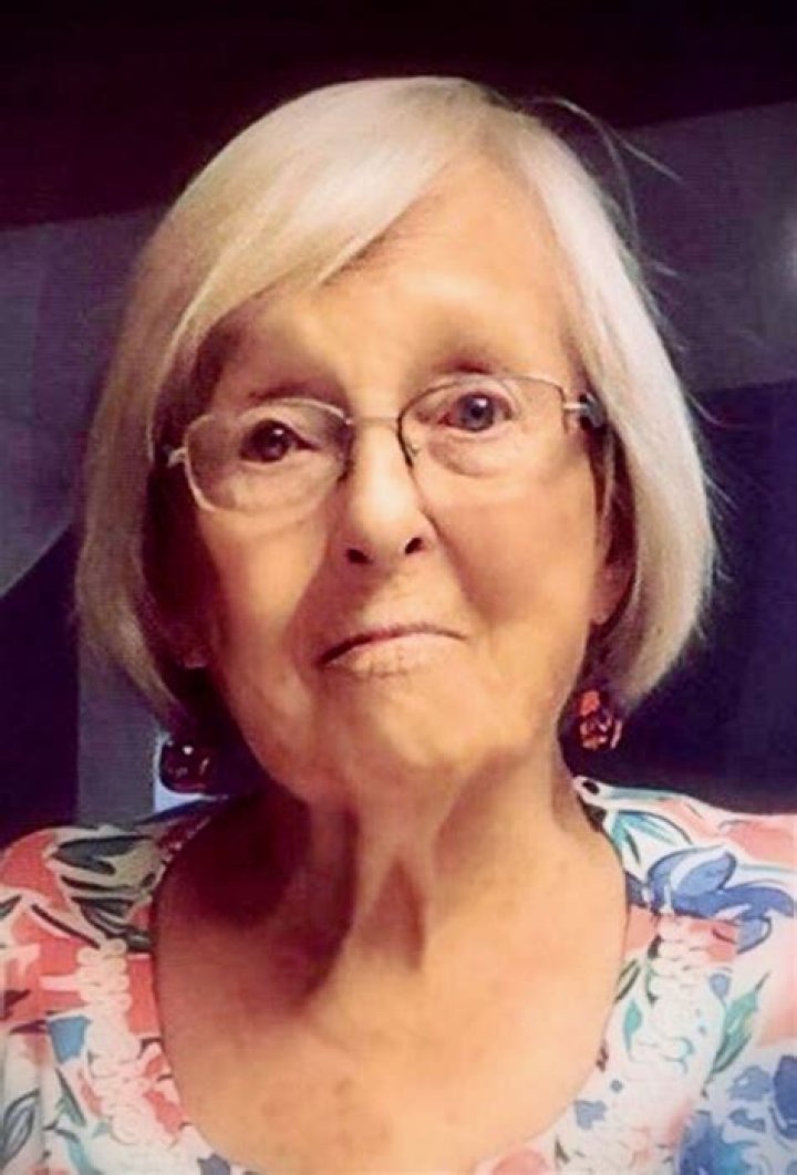 Yvonne Owen Obituary: Yvonne Owen of Brevard, North Carolina passed away peacefully at the age of 72